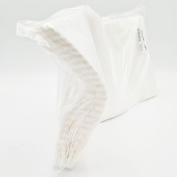 Ręcznik kosmetyczny Ewa biały z wł&oacute;kniny 20cm x 47cm do zmycia twarzy 50szt x 15op