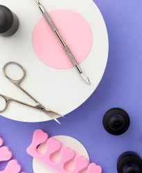 Manicure, pedicure
